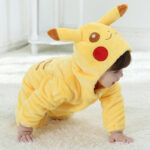 Combinaison pyjama Pikachu de face